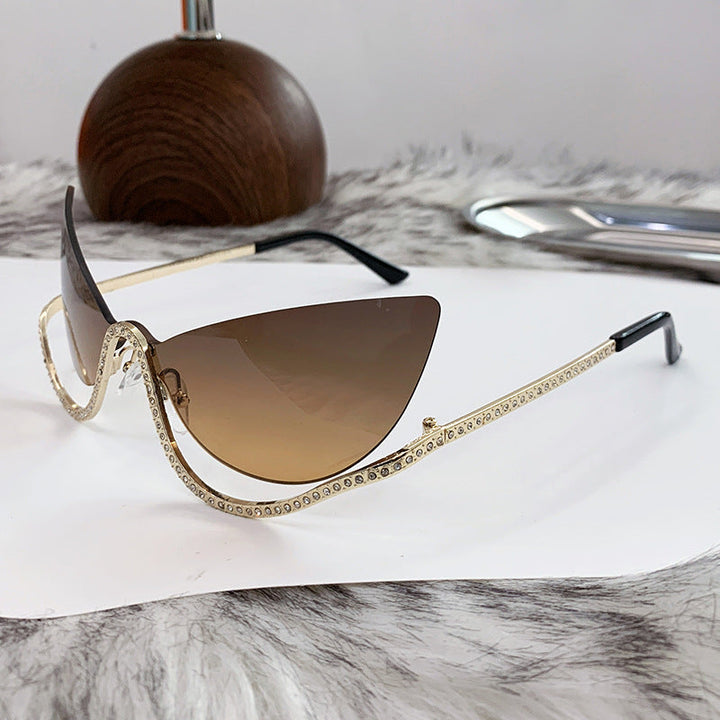 Women's extravagantly shaped Cat-Eye sunglasses with sparkling appliqués Kalsten