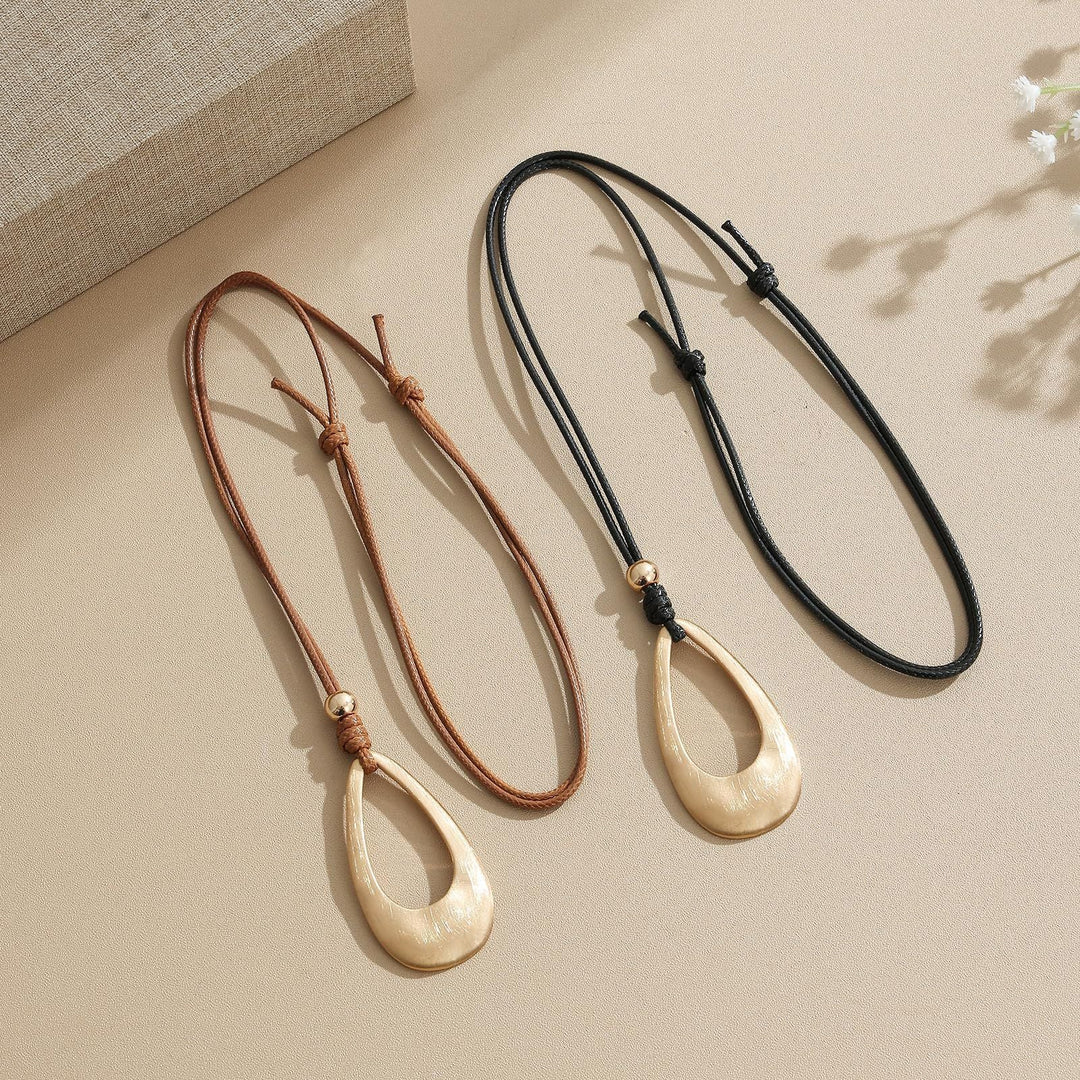 Modern Minimalist Pendant Necklace Kalsten