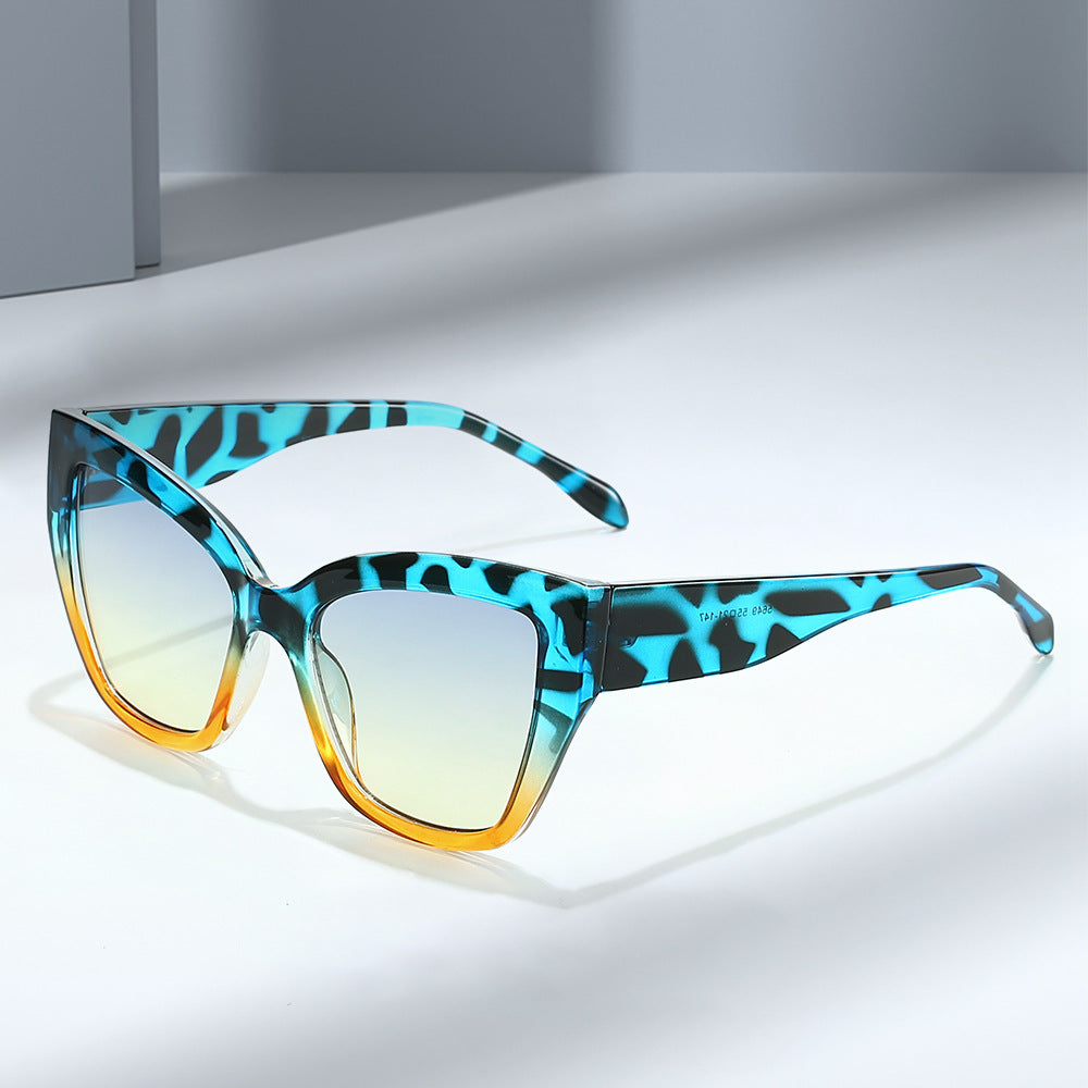 Women's Fashion Sunglasses in Trendy Tortoiseshell Design Kalsten