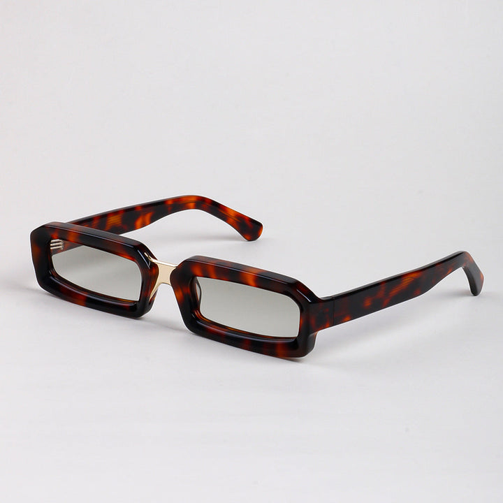 Women's stylish sunglasses in a modern rectangular design with a comfortable frame Kalsten