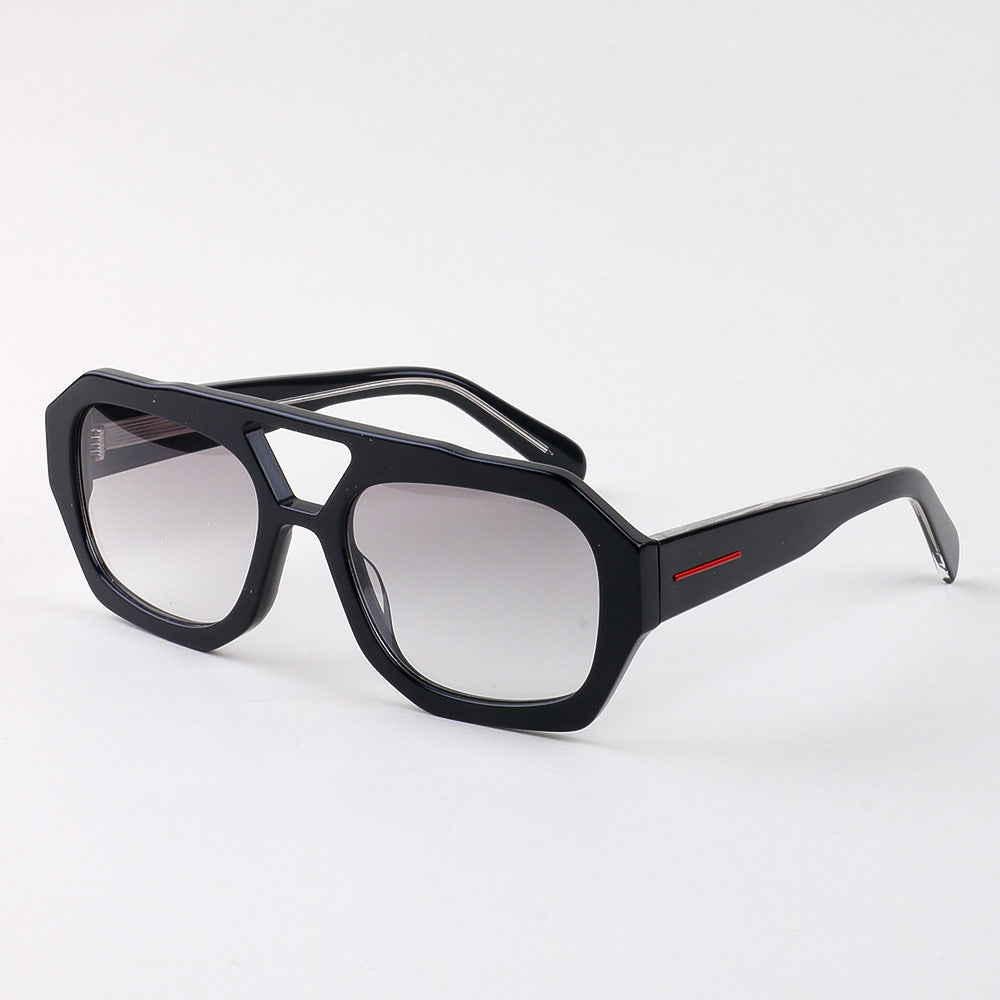 Women's trendy sunglasses in modern frame design Kalsten