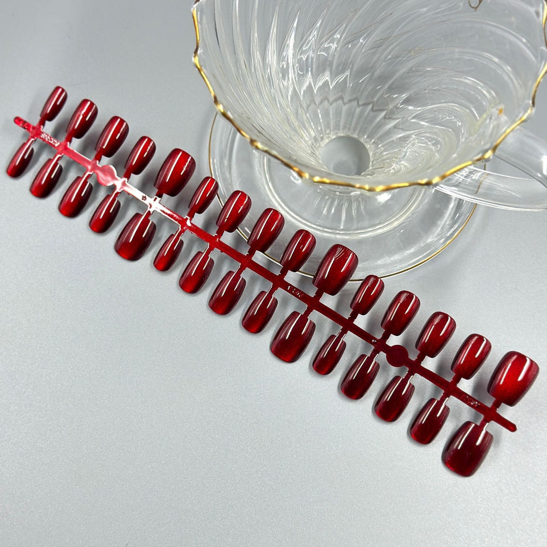 Glossy Red Press-On Nail Set Kalsten