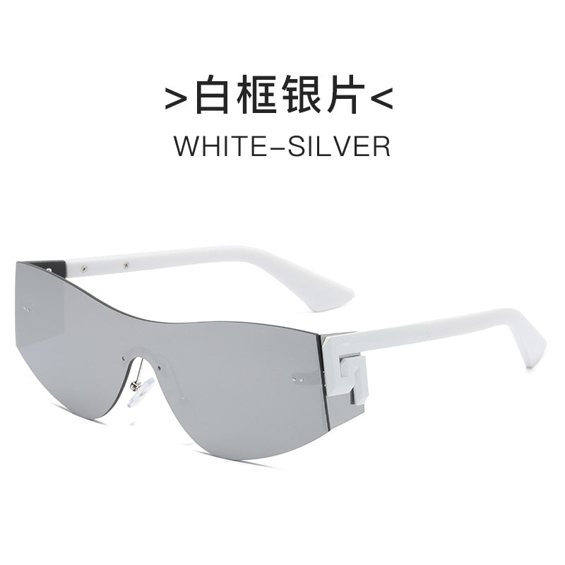 Women's futuristic oversized sunglasses with striking design Kalsten