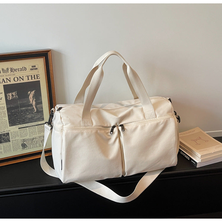 Sporty travel bag with expandable compartments Kalsten