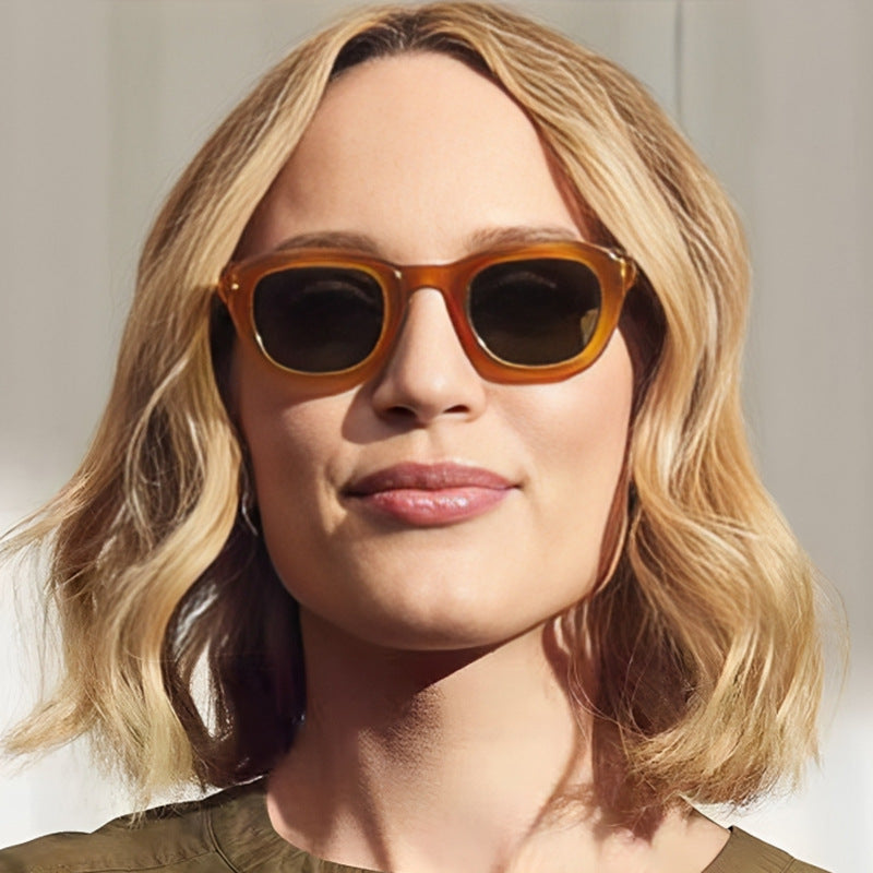 Women's sunglasses with fashionable cat-eye design and UV protection Kalsten