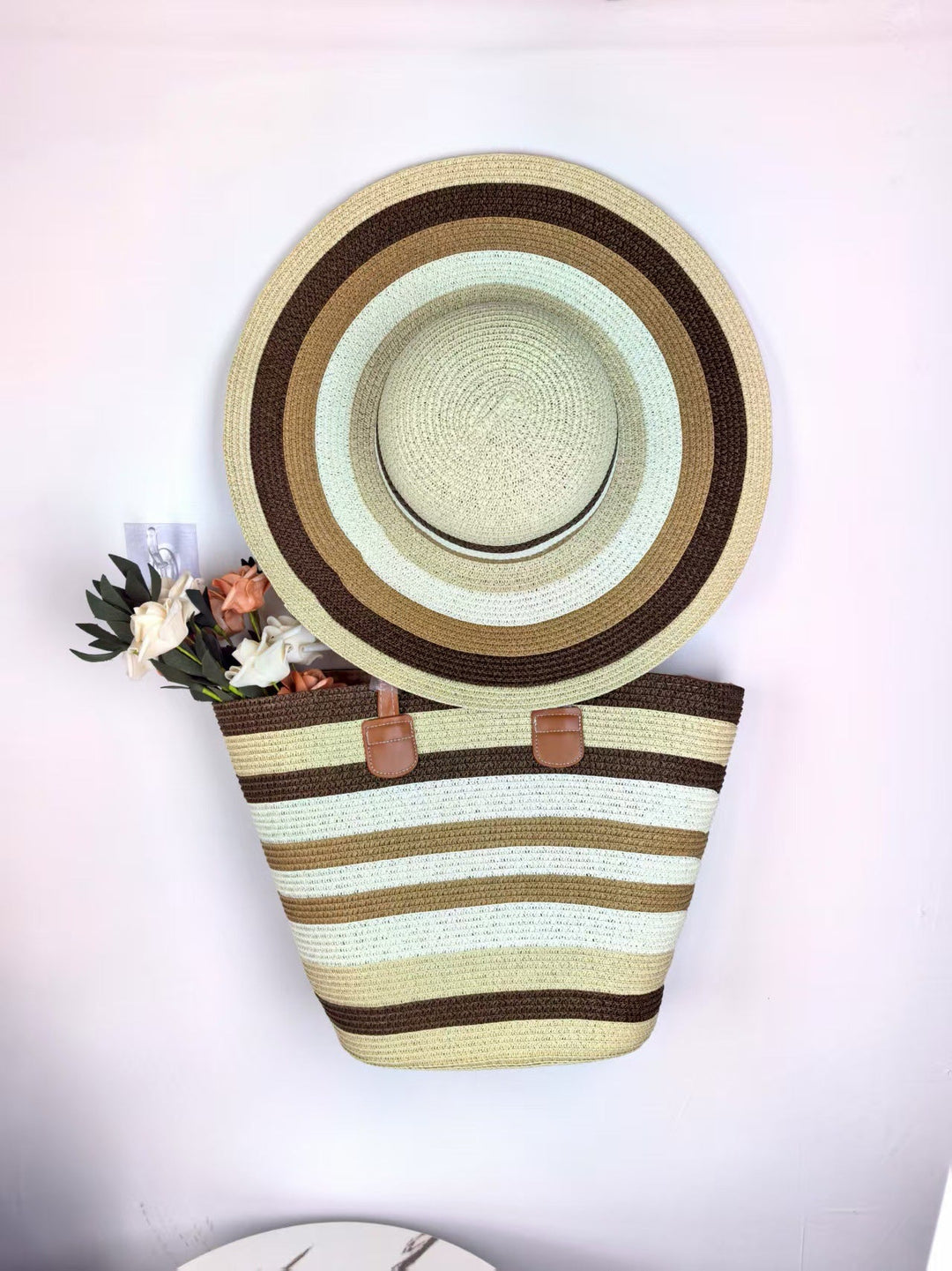 Summery beach bag and sun hat Kalsten