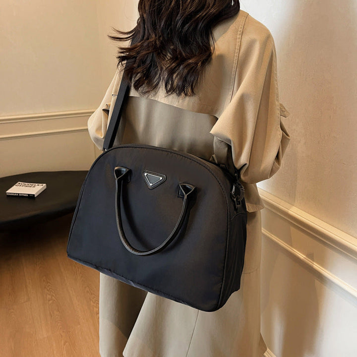 Elegant Structured Handbag Kalsten