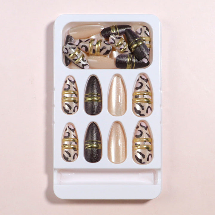 Artistic Press-On Nail Set with Contemporary Patterns Kalsten
