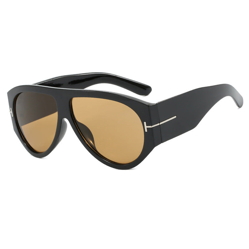 Ladies elegant sunglasses in striking design Kalsten