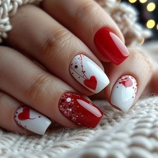 Artificial nails with romantic heart design and fine accents Acalora