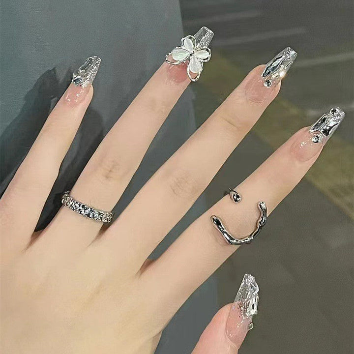 Artificial nails with glamorous accents Kalsten