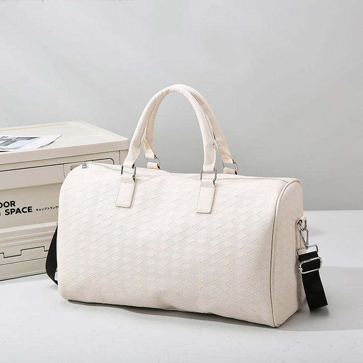 Sporty shoulder bag with structured outer material Kalsten