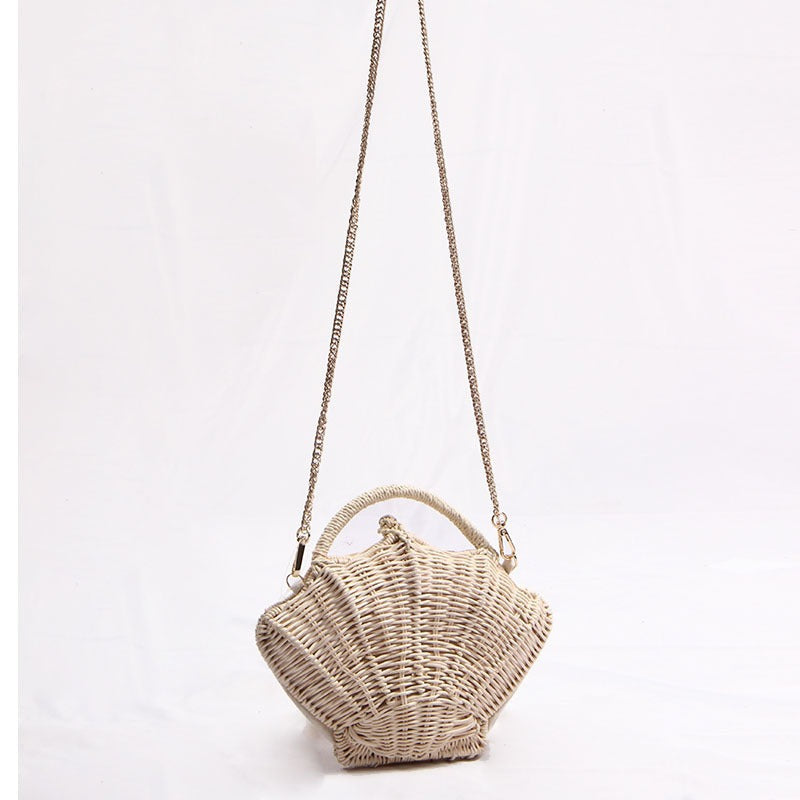 Handcrafted beach bag with organic design Kalsten