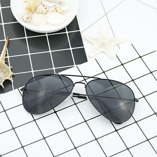 Women's modern pilot sunglasses with gradient lens design Kalsten