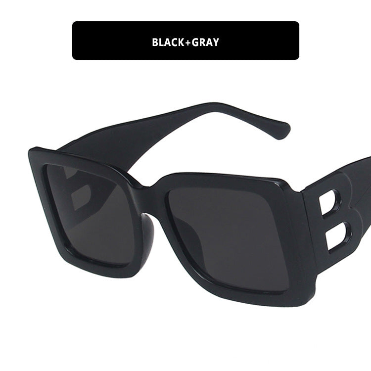 Ladies fashionable sunglasses in trendy leopard design Kalsten