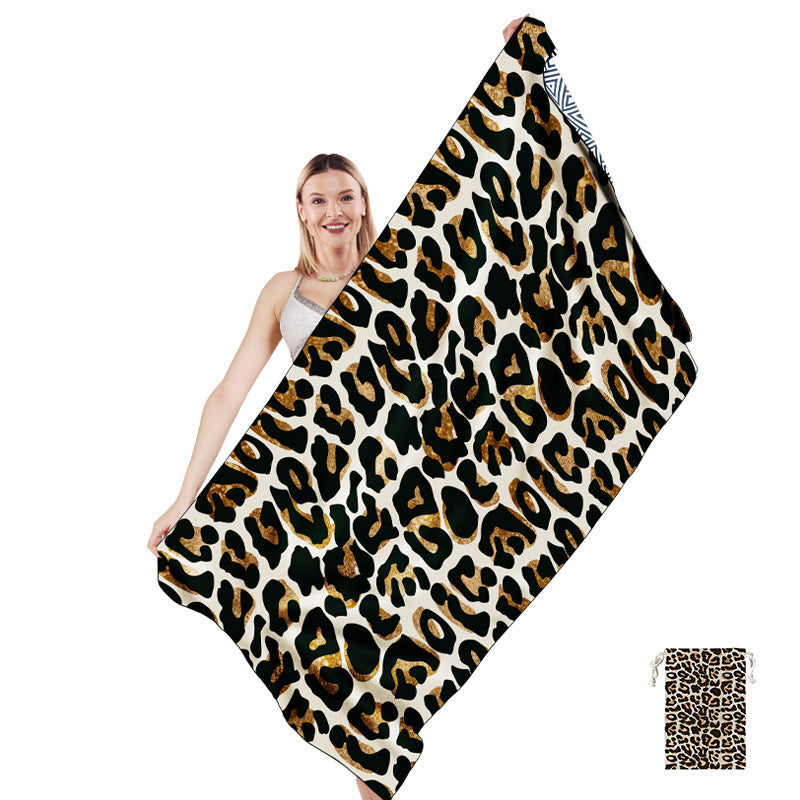 Multifunctional beach towel in creative mandala design Kalsten