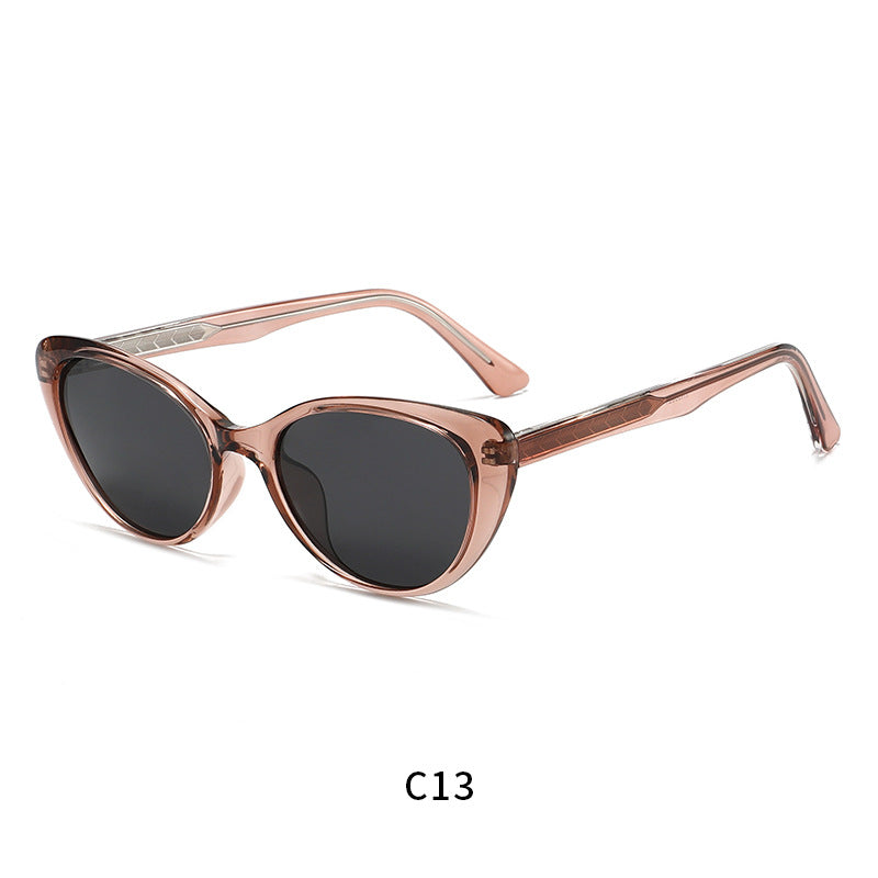 Women's Cat-Eye Sunglasses with luxurious, tinted lenses and stylish frame Kalsten