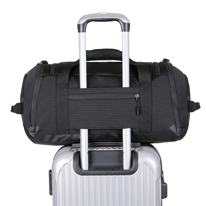 Spacious sports and travel bag with reinforced bottom Kalsten