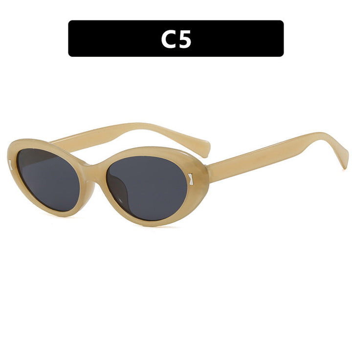 Ladies Cat-Eye Sunglasses with protective UV filter and stylish frame Kalsten