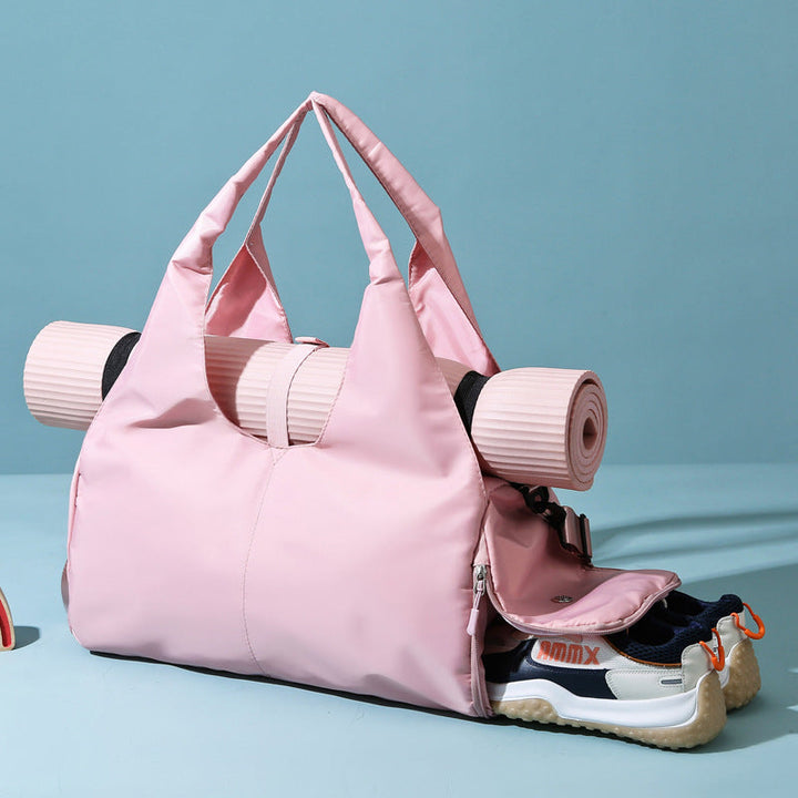 Sporty Weekend Bag With Ergonomic Carrying Handle And Versatile Compartment Setup Kalsten