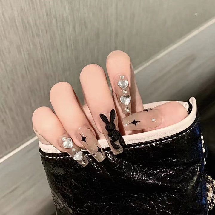 Artificial nails with decorative arches and pearls Kalsten