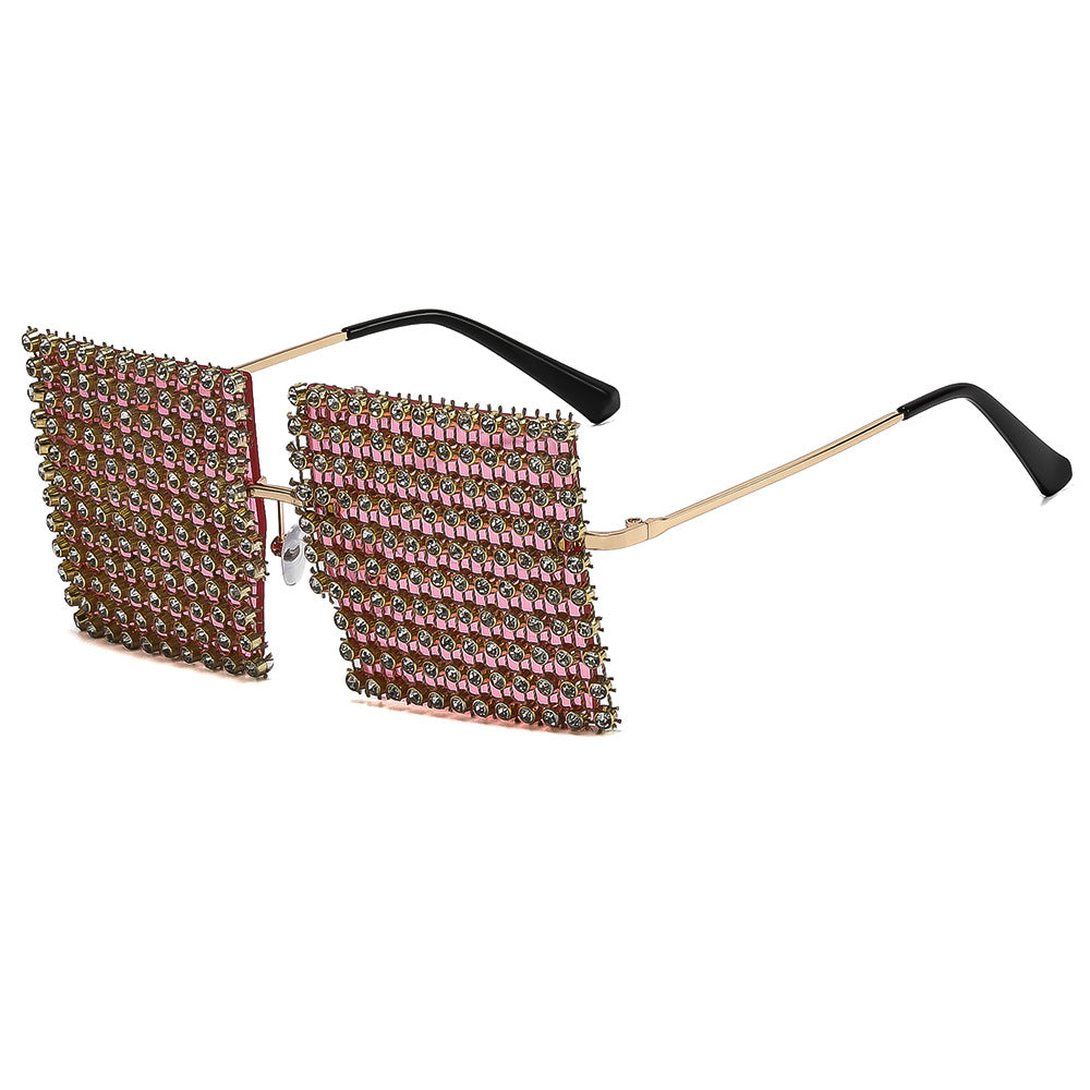 Women's sunglasses with sparkling crystal frame and eye-catching structured design Kalsten