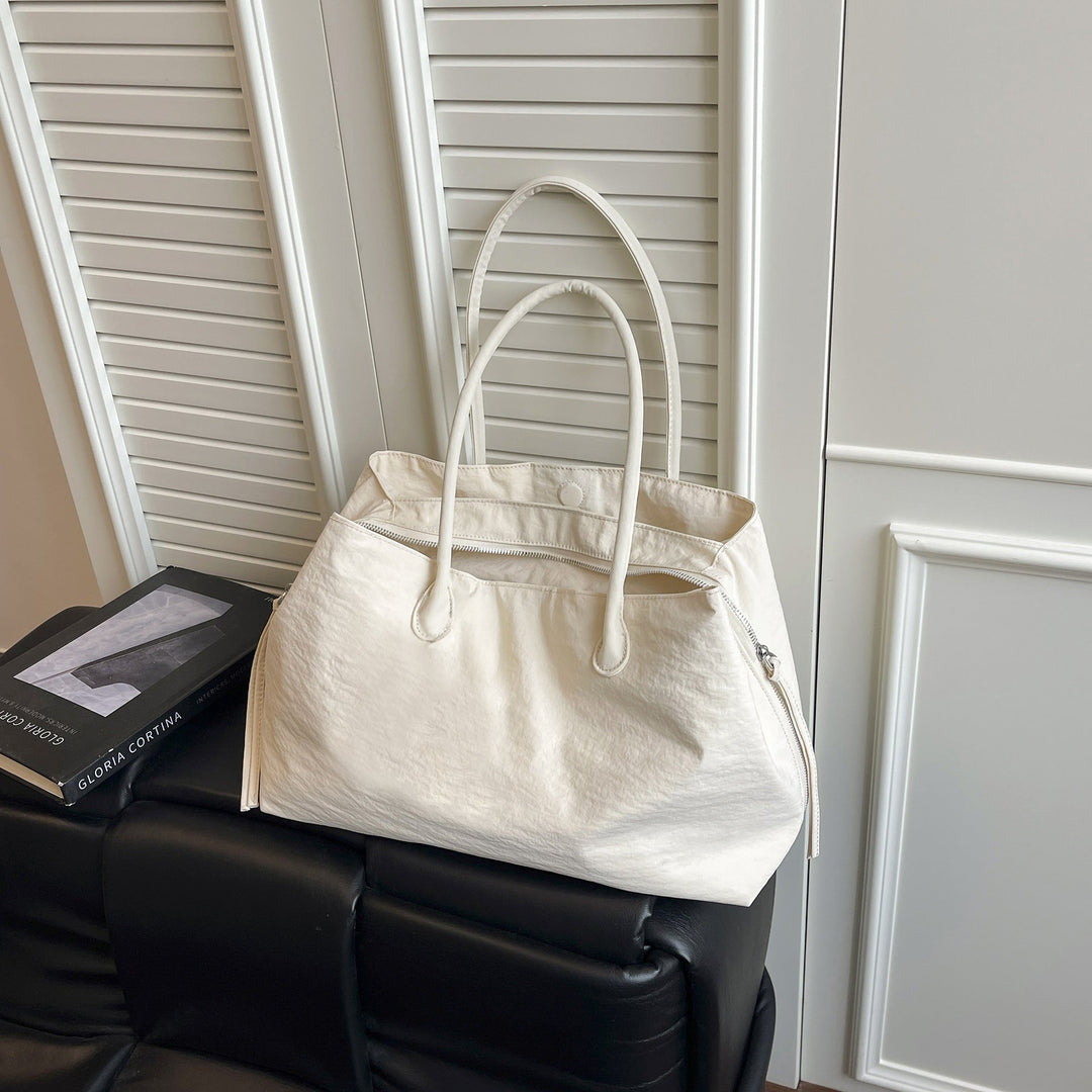 Elegant and Multifunctional Handbag Kalsten