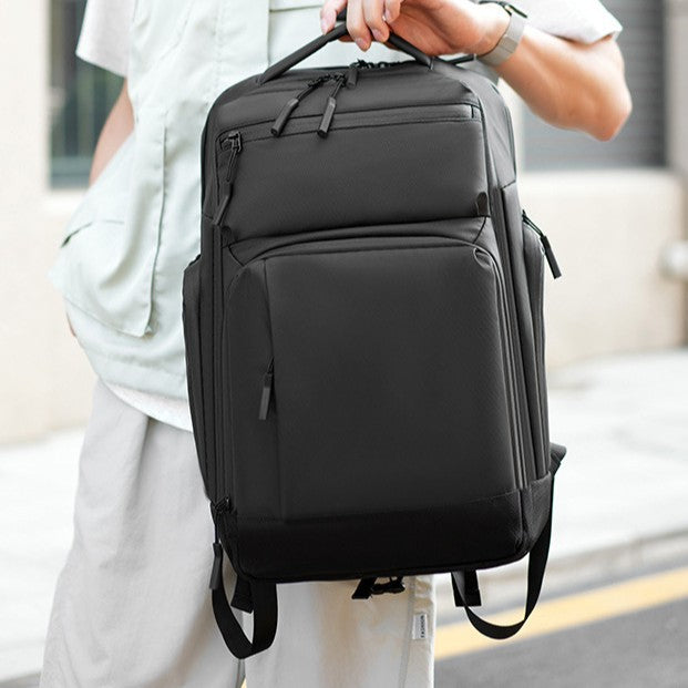 Multifunctional Travel Bag Kalsten