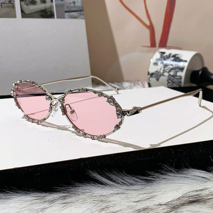 Women's extravagant oversized sunglasses with futuristic design Kalsten