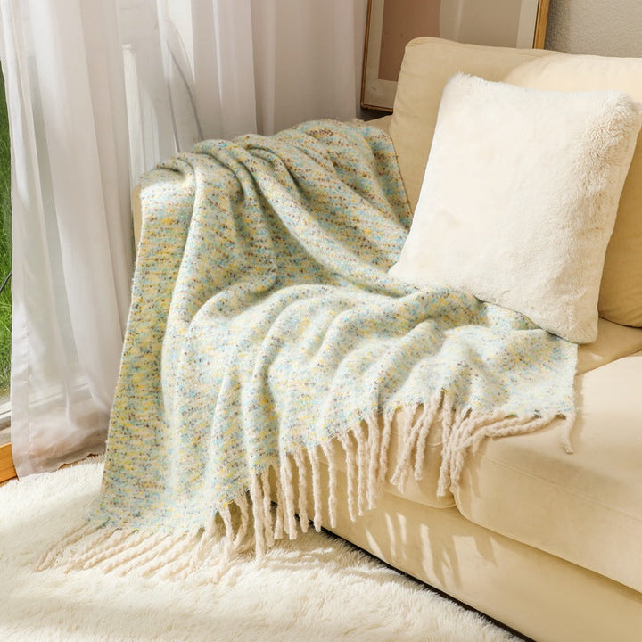 Ladies elegant and cozy blanket with fringes Kalsten