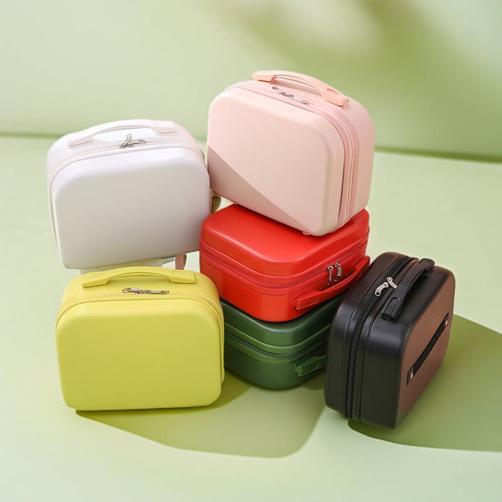 hard-shell travel vanity case with molded handle and double-zip closure Kalsten