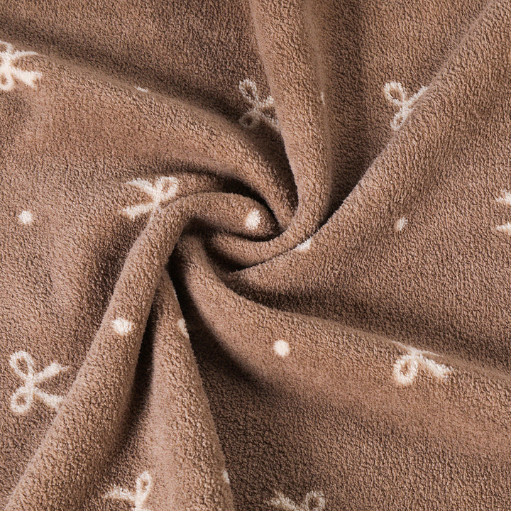 Women Cozy and High-Quality Bedspread Kalsten