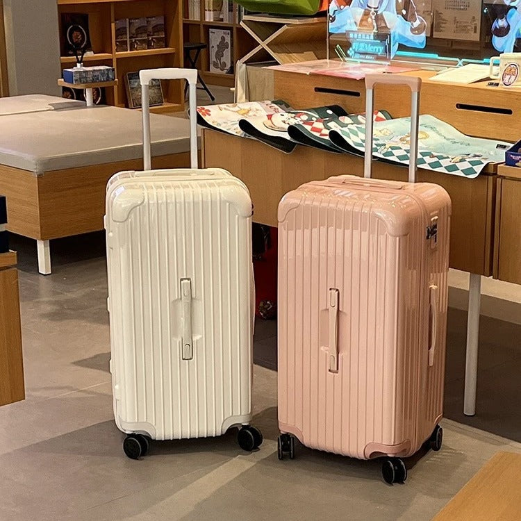 Smart Charging Rolling Suitcase Kalsten