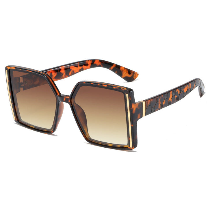 Women’s fashionable sunglasses in retro-inspired design Kalsten