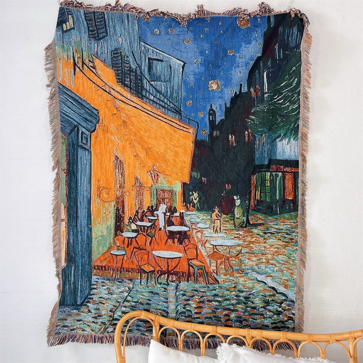 Artistic Vintage-Inspired Tapestry Throw Blanket