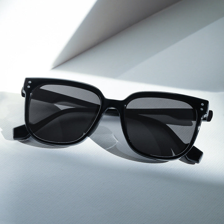 Women's Vintage Style Sunglasses Kalsten