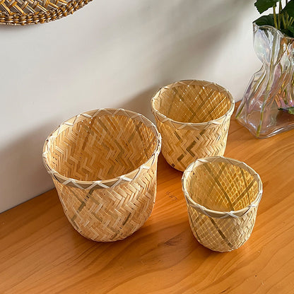 Handcrafted storage basket made of bamboo fiber Acalora