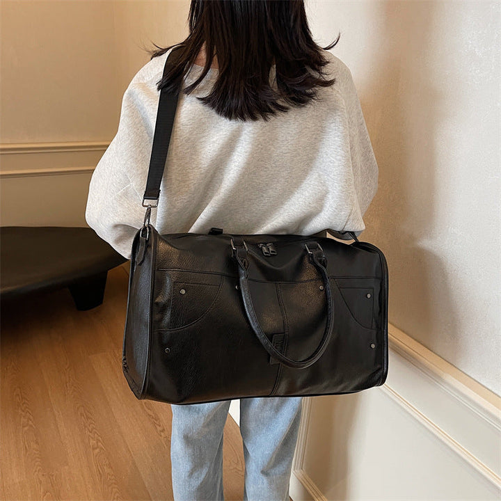 Elegant leather bag with stylish design and versatile carrying options Kalsten