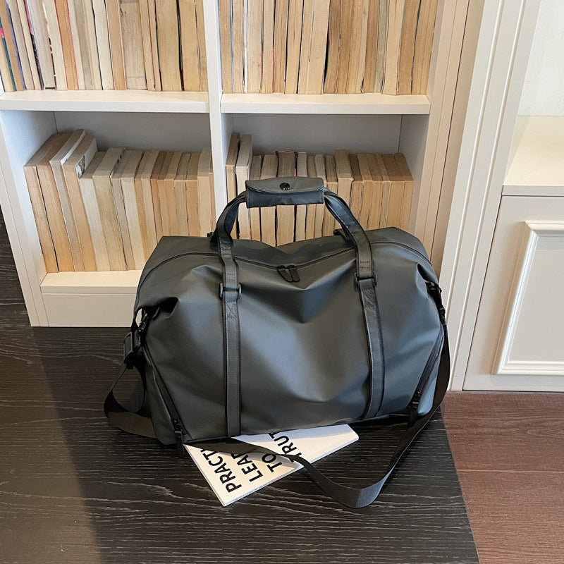 Sporty Travel Bag With Maximum Functionality Kalsten