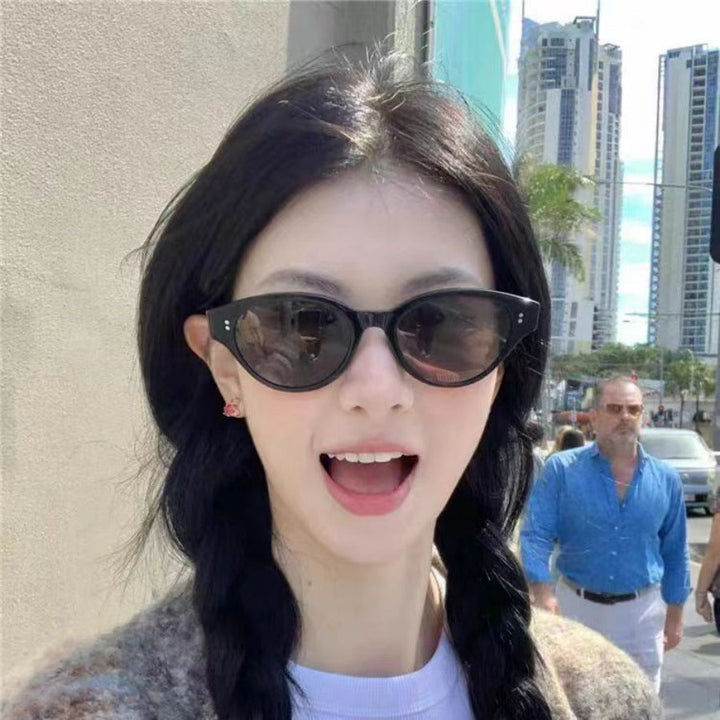 Women's stylish sunglasses in trendy retro style Kalsten