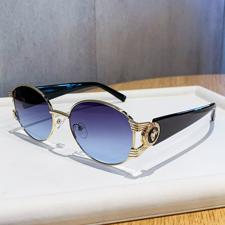 Ladies elegant sunglasses with luxurious metal frame and mirrored lenses Kalsten