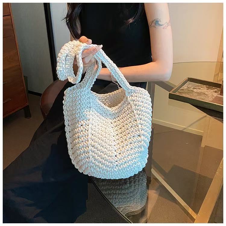Fashionable and Sustainable Macrame Bag Kalsten