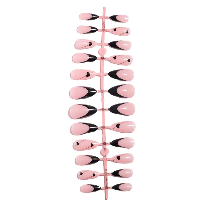 Elegant Heart-Accented Press-On Nail Set Kalsten