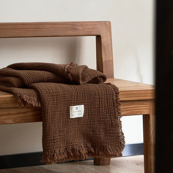 Women’s high-quality and luxurious waffle texture plaid blanket Kalsten