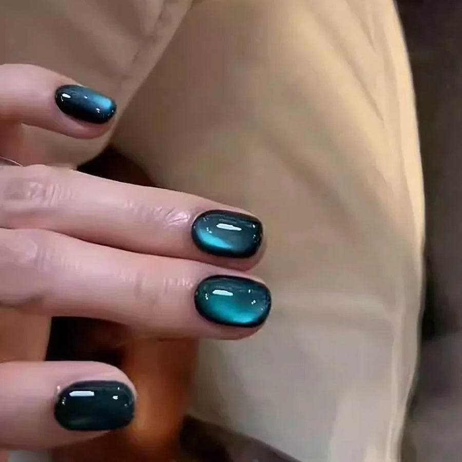 Artificial Nails in Elegant Ombre Look Kalsten