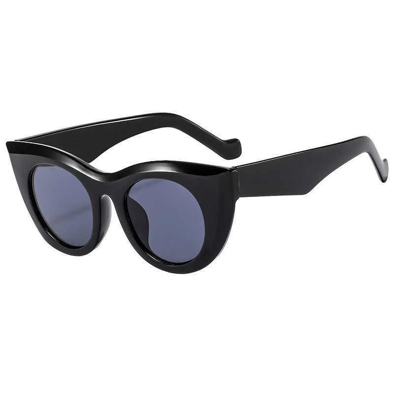Women's Cat-Eye Sunglasses with Transparent Frame and Polarized Lenses Kalsten
