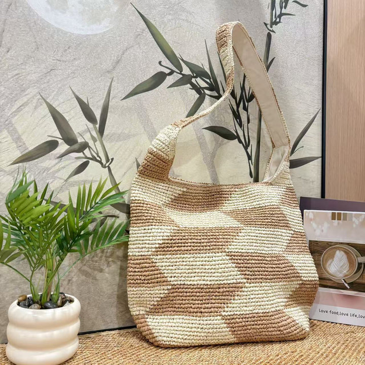 Handcrafted crossbody bag with geometric pattern Kalsten