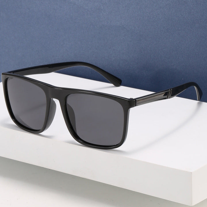 Women's modern sunglasses in minimalist design Kalsten