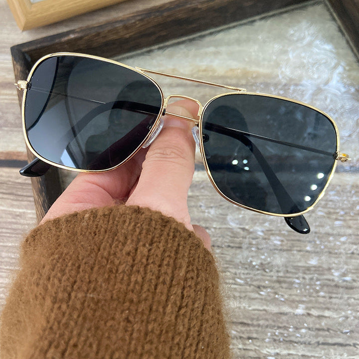 Fashionable metal sunglasses Kalsten