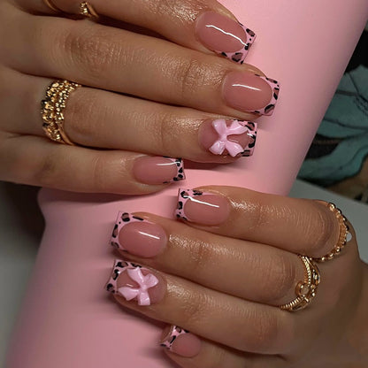 Stylish Press-On Nail Art Set with Decorative Floral Designs Acalora